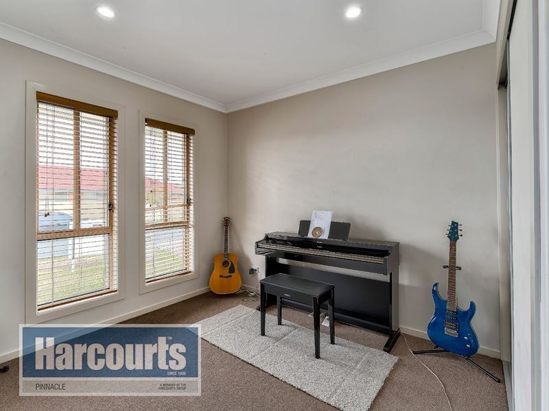 7 Jacques Close, Caboolture QLD 4510