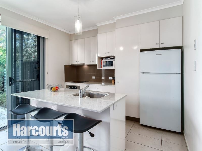 4/15 Binkar Street, Chermside QLD 4032