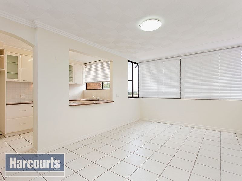16/88 Eagle Terrace, Sandgate QLD 4017