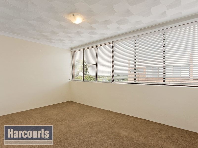 16/88 Eagle Terrace, Sandgate QLD 4017