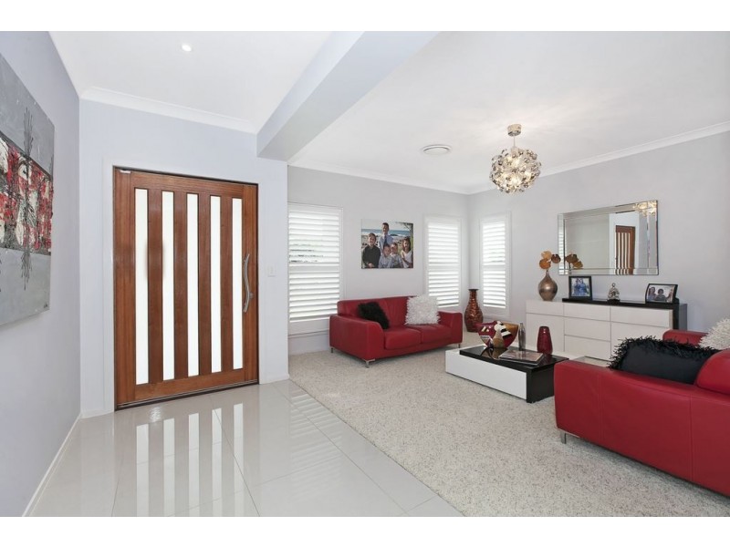 4 Dress Circle Court, Bridgeman Downs QLD 4035