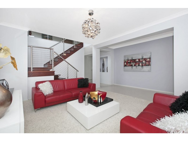 4 Dress Circle Court, Bridgeman Downs QLD 4035