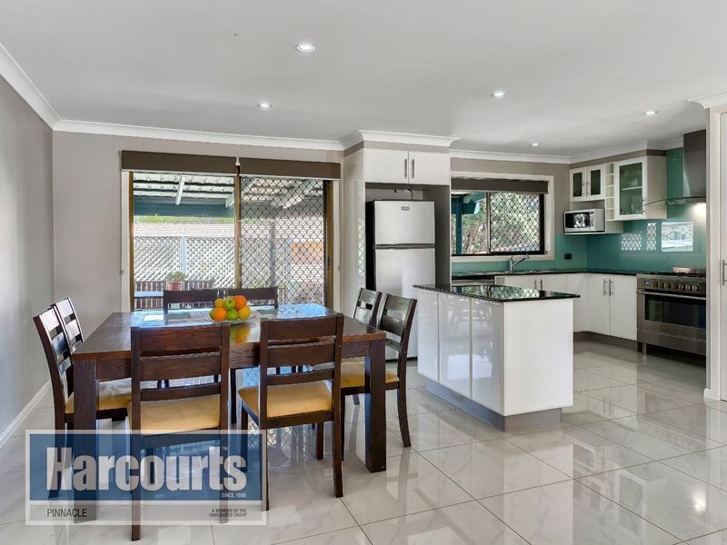 4 Alton Court, Albany Creek QLD 4035