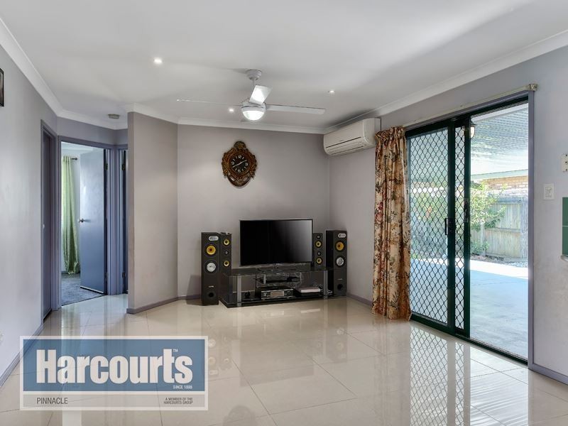 4 Deakin Close, Fitzgibbon QLD 4018