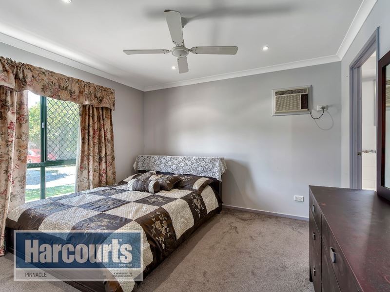 4 Deakin Close, Fitzgibbon QLD 4018