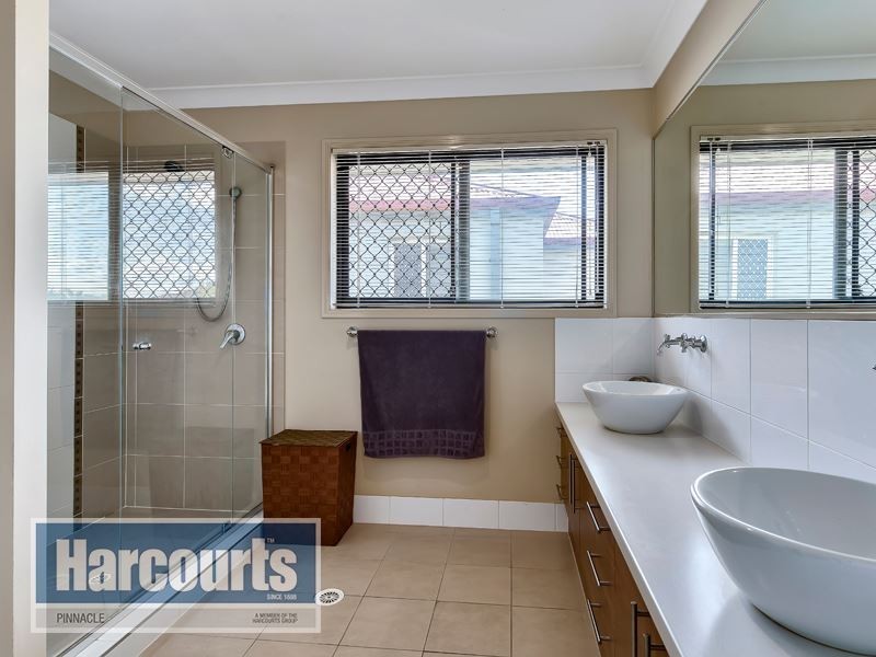 67 Caribou Crescent, Fitzgibbon QLD 4018