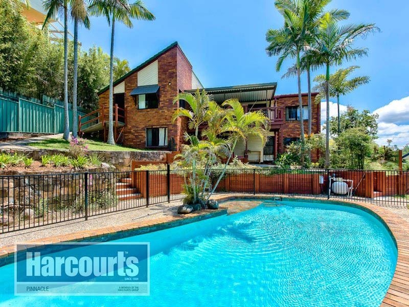 8 Ashley Road, Chermside West QLD 4032