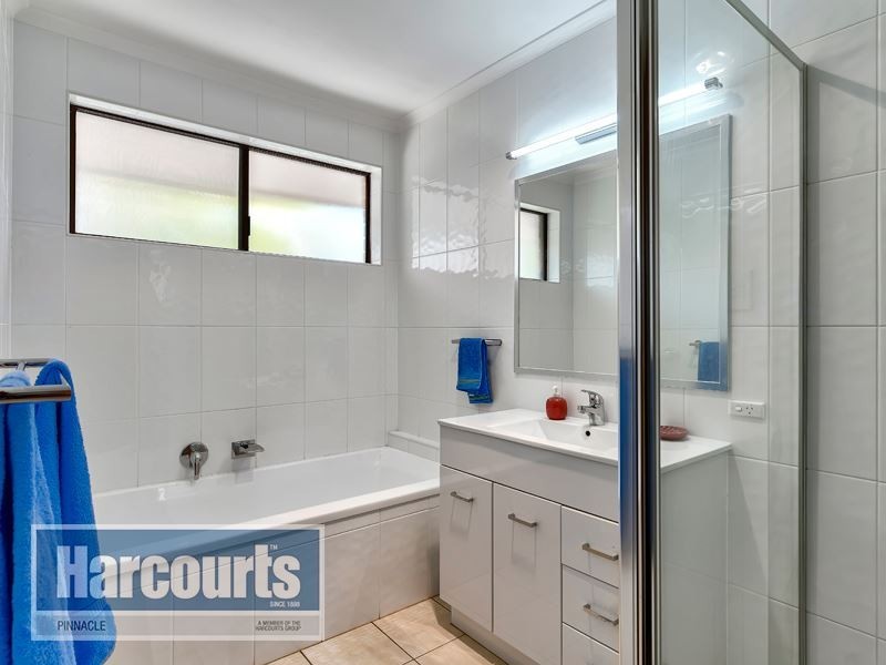 8 Ashley Road, Chermside West QLD 4032