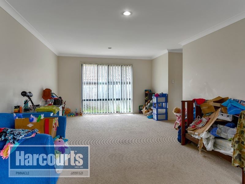 10 Eeles Drive, Morayfield QLD 4506