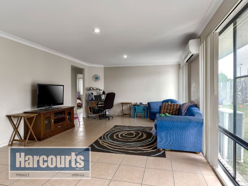 10 Eeles Drive, Morayfield QLD 4506