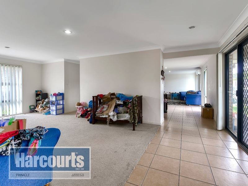 10 Eeles Drive, Morayfield QLD 4506