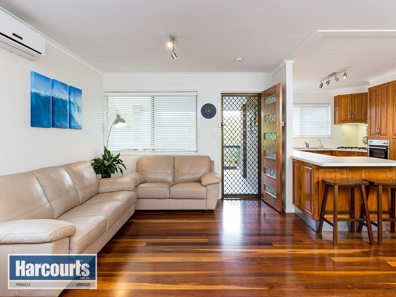 18 Illoura Street, Petrie QLD 4502