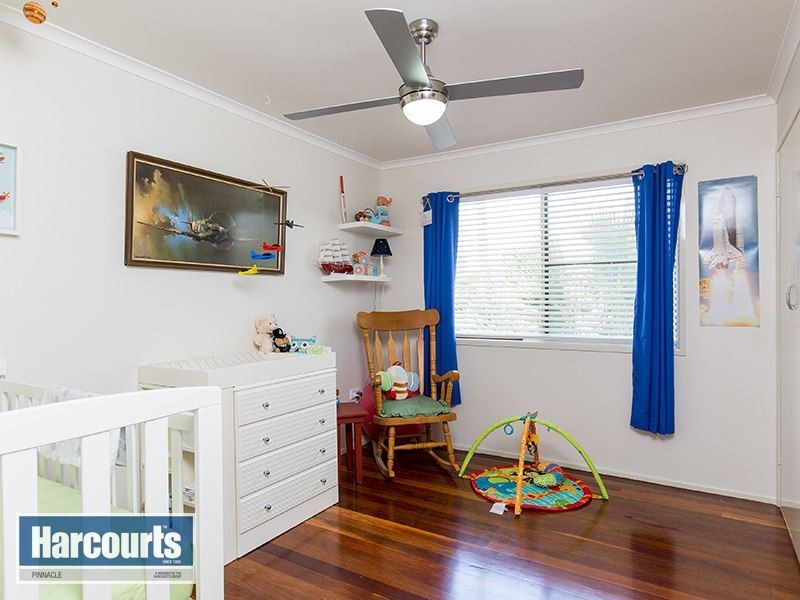 18 Illoura Street, Petrie QLD 4502