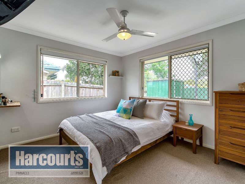 127 Cambridge Crescent, Fitzgibbon QLD 4018