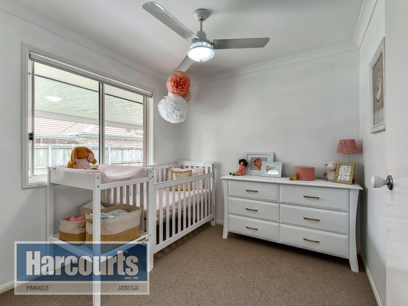 127 Cambridge Crescent, Fitzgibbon QLD 4018