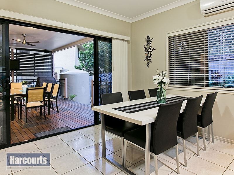 3 Fee Place, Eatons Hill QLD 4037