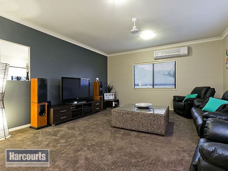 3 Fee Place, Eatons Hill QLD 4037