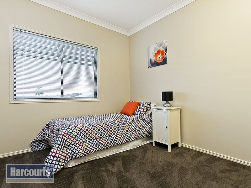 3 Fee Place, Eatons Hill QLD 4037
