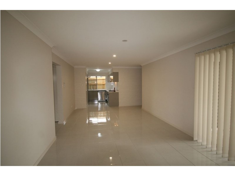 16 Capuchin Close, Dakabin QLD 4503