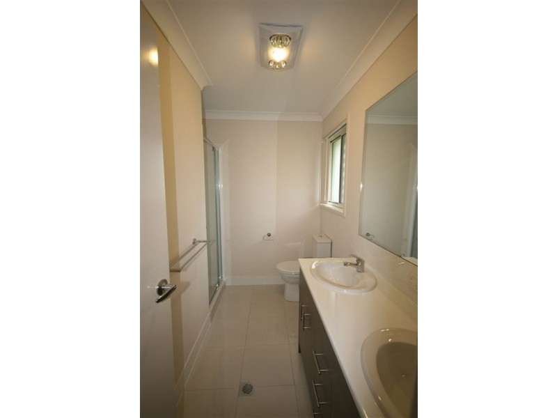 16 Capuchin Close, Dakabin QLD 4503