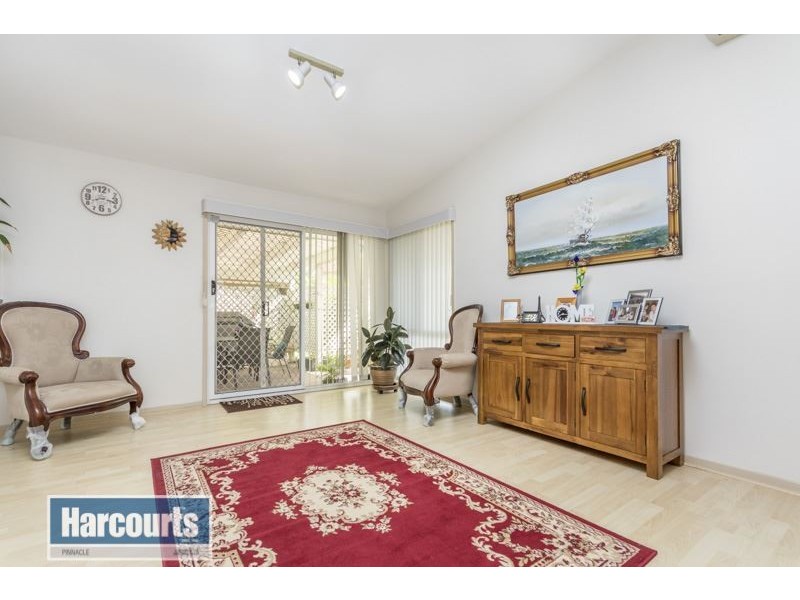 42 Bordeau Cres, Petrie QLD 4502