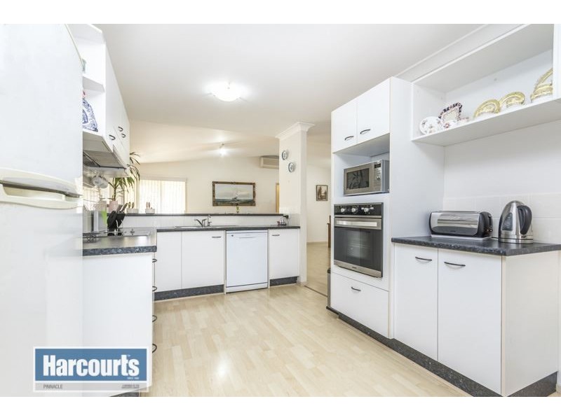 42 Bordeau Cres, Petrie QLD 4502