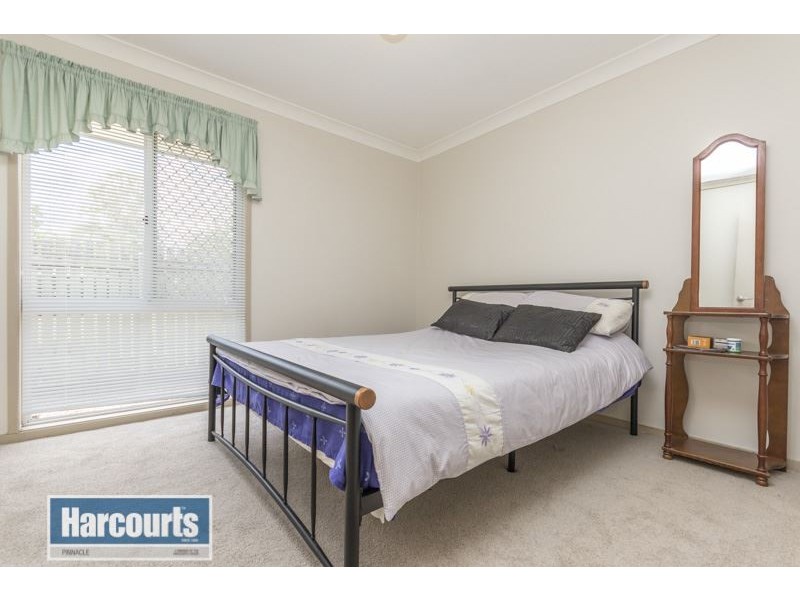 42 Bordeau Cres, Petrie QLD 4502