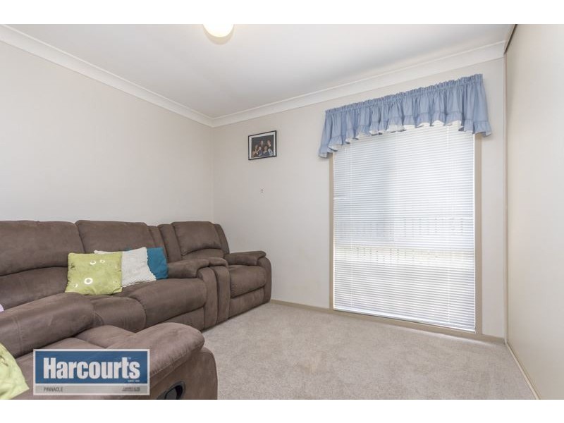 42 Bordeau Cres, Petrie QLD 4502