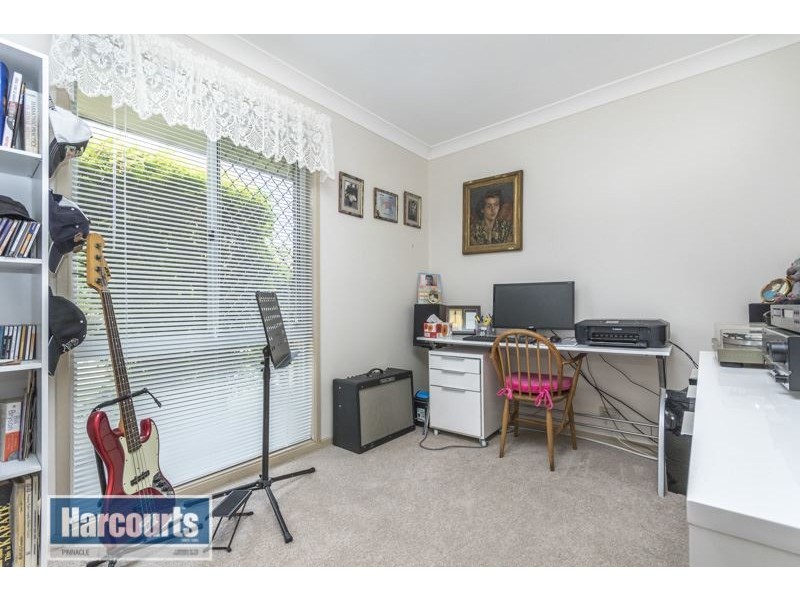 42 Bordeau Cres, Petrie QLD 4502