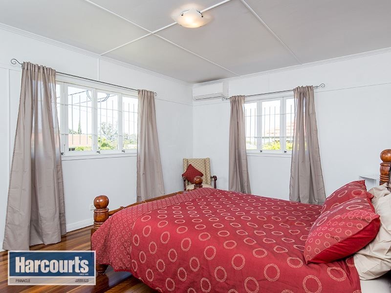 32 Basnett Street, Chermside West QLD 4032