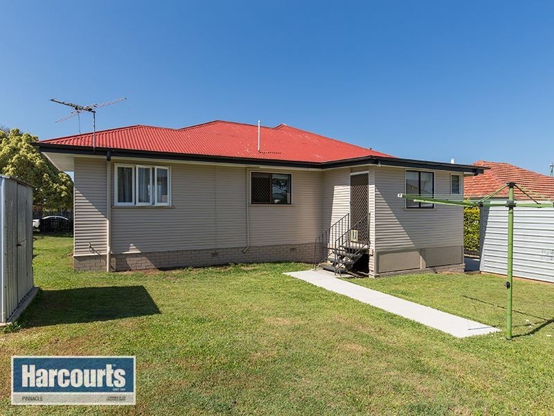 32 Basnett Street, Chermside West QLD 4032