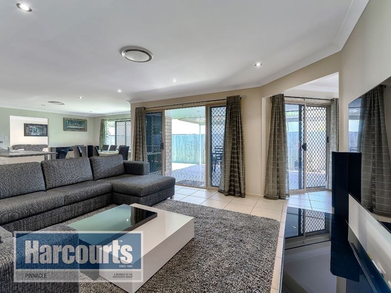 27 Canopus St, Bridgeman Downs QLD 4035