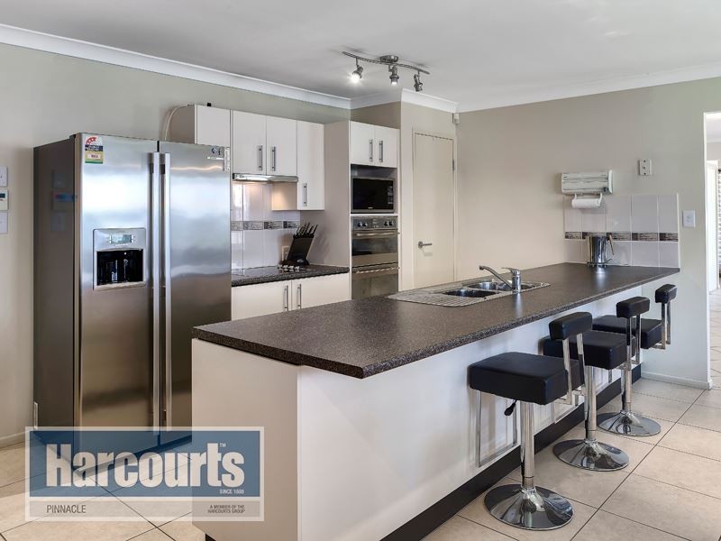 27 Canopus St, Bridgeman Downs QLD 4035