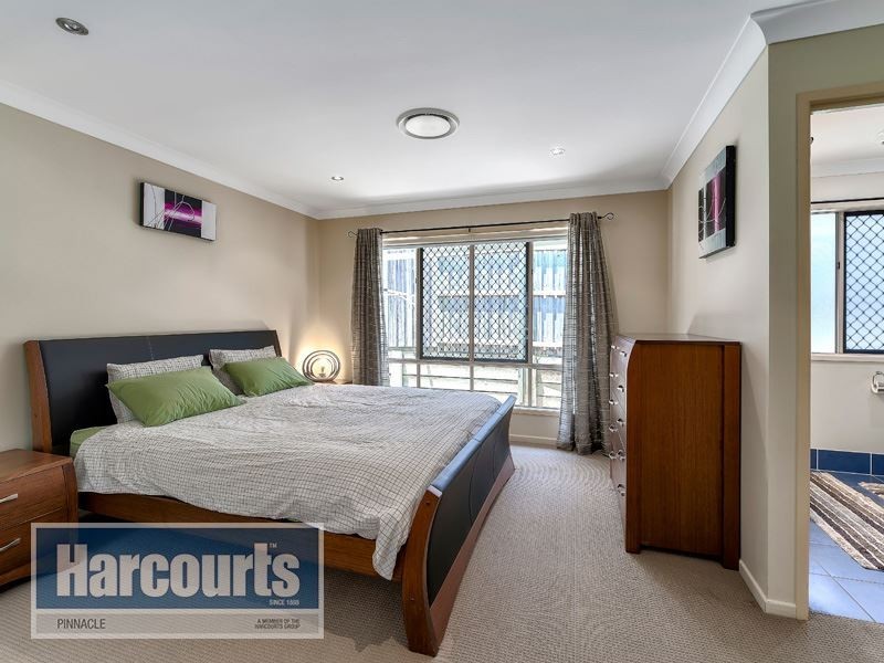 27 Canopus St, Bridgeman Downs QLD 4035