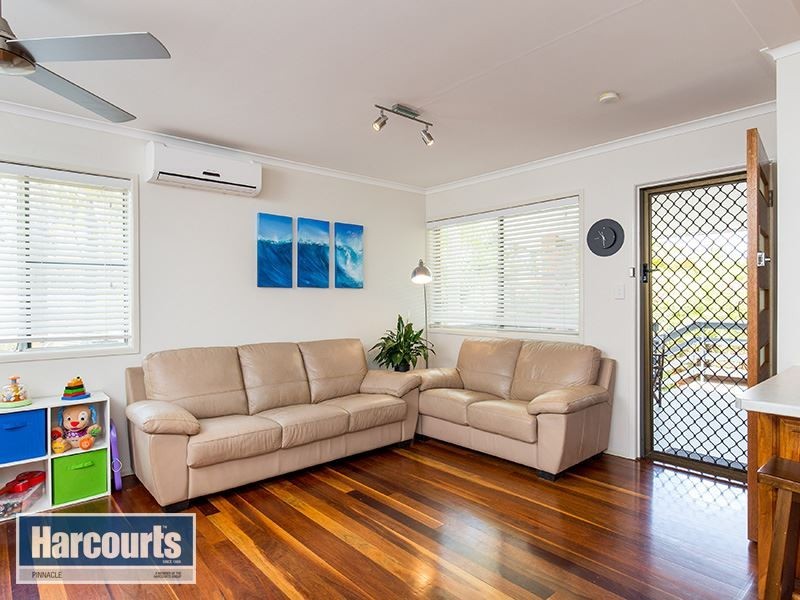 18 Illoura Street, Petrie QLD 4502