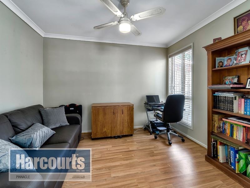 73 Cambridge Crescent, Fitzgibbon QLD 4018