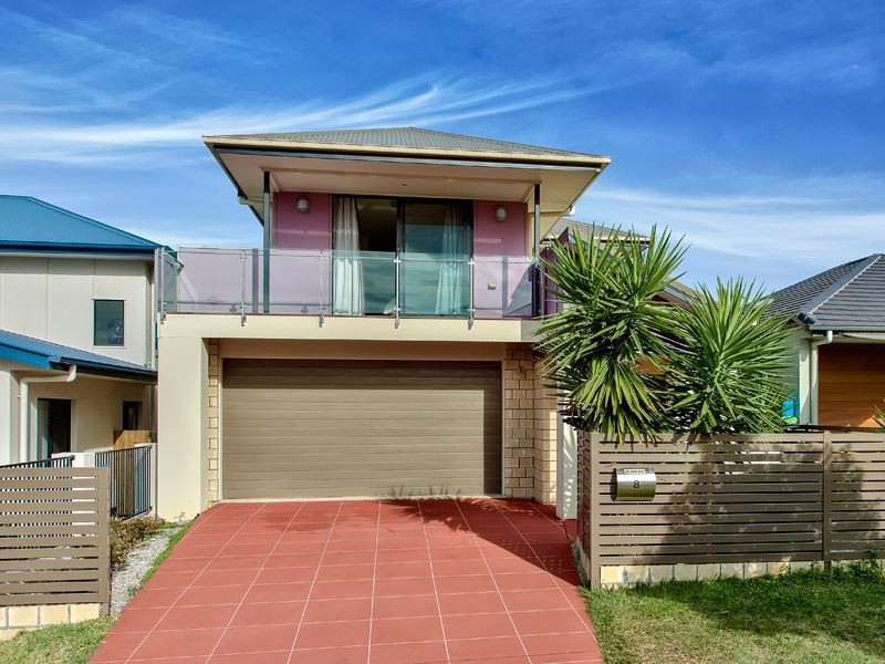 8 Forrestal Cct, North Lakes QLD 4509