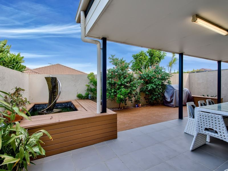 8 Forrestal Cct, North Lakes QLD 4509