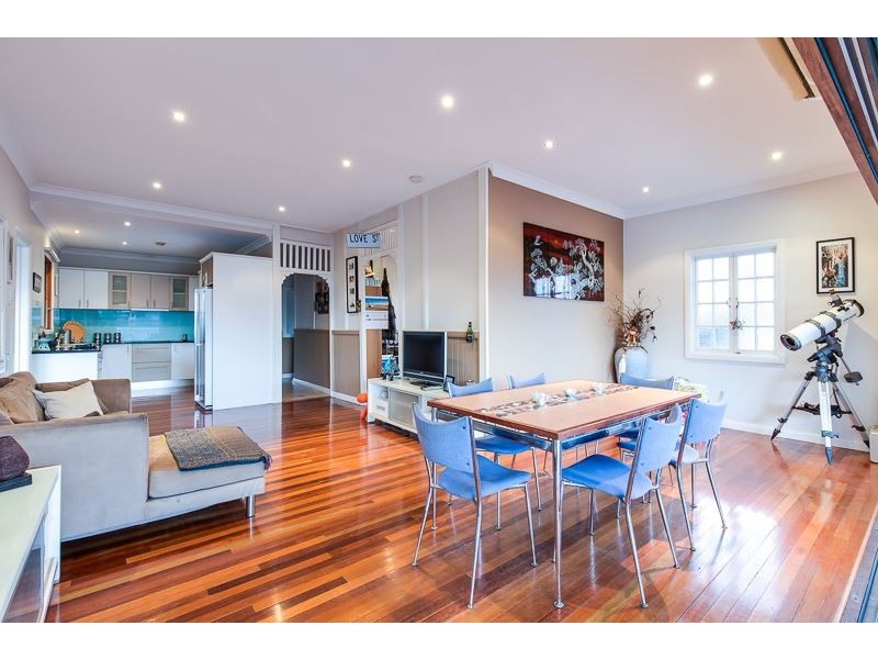 8 Alfred Street, Woody Point QLD 4019