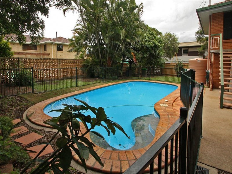 15 Renita Street, Aspley QLD 4034