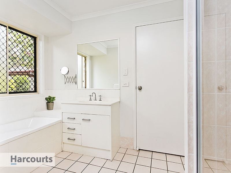 1 Wattlebrush Cr, Murrumba Downs QLD 4503