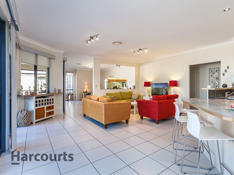 31 Reeders street, Sandstone Point QLD 4511