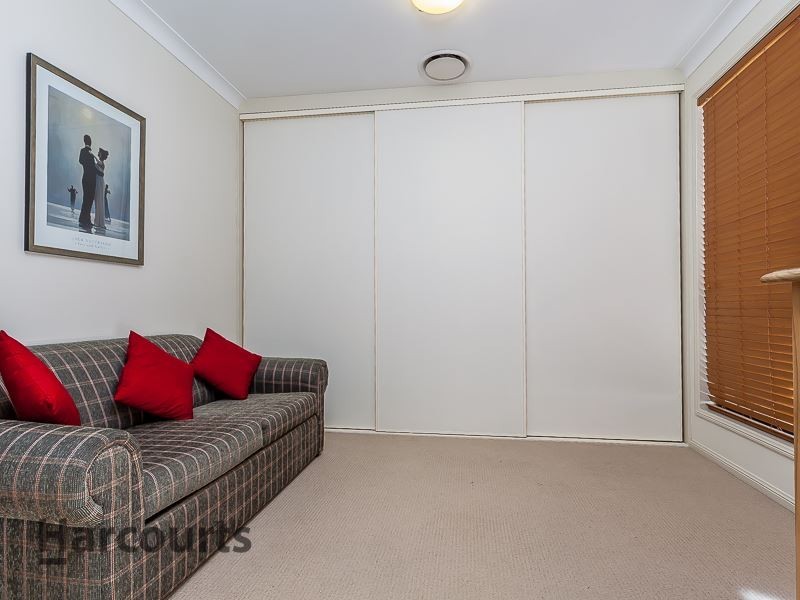 31 Reeders street, Sandstone Point QLD 4511