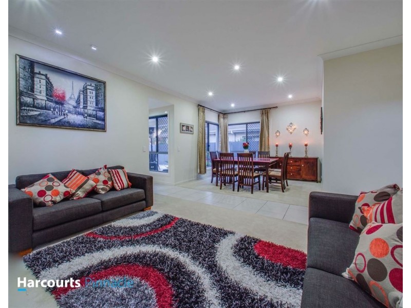 85 Highbridge Cct, Carseldine QLD 4034