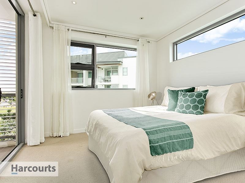 1408/118 Parkside Circuit, Hamilton QLD 4007