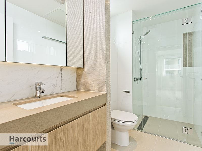 1408/118 Parkside Circuit, Hamilton QLD 4007