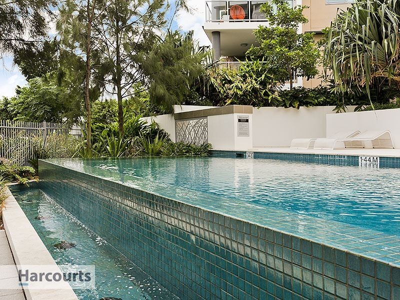 1408/118 Parkside Circuit, Hamilton QLD 4007