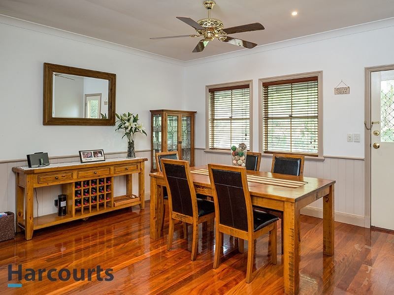 12 Tiffany Court, Eatons Hill QLD 4037