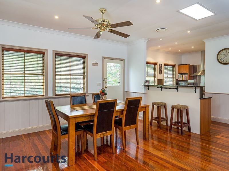 12 Tiffany Court, Eatons Hill QLD 4037