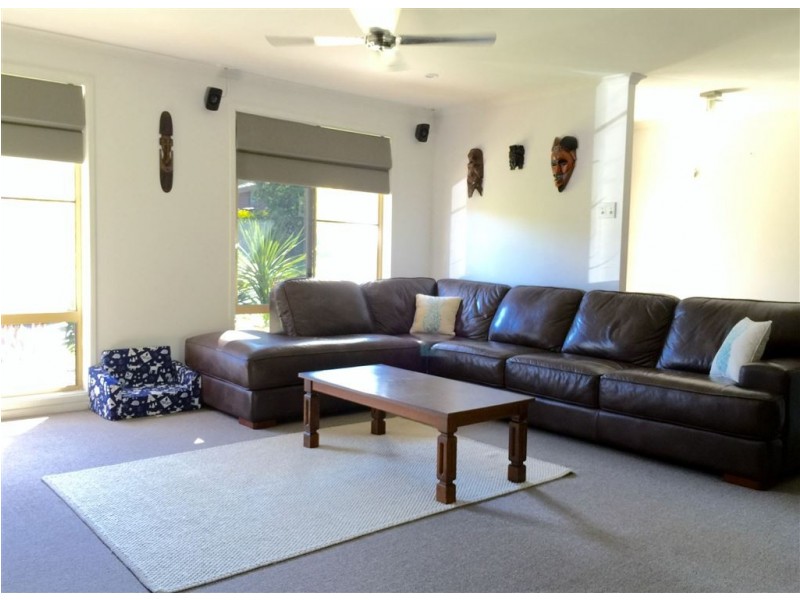 6 Leonarda Drive, Arana Hills QLD 4054